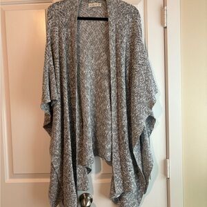 Abercrombie & Fitch Heathered Gray Women's Poncho